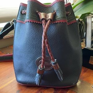 VINTAGE DOONEY & BOURKE PURSE